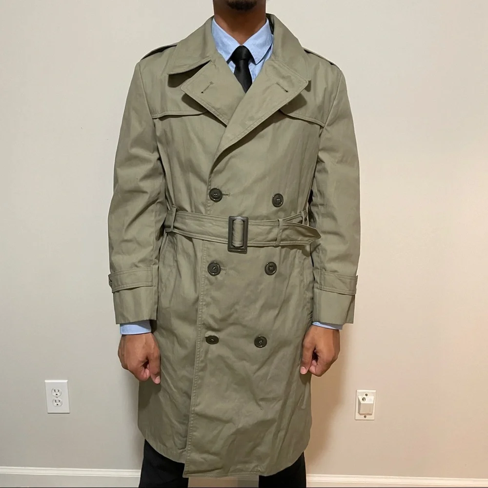 Men’s Tan Trench Coat - Picture 7 of 11